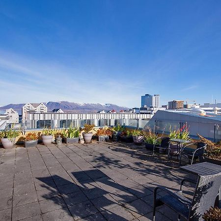 Penthouse Apartment With Panasonic Mountain View Рейкьявик Экстерьер фото